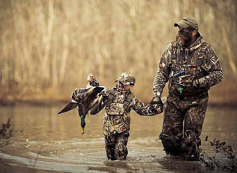 parent-and-kid-hunting