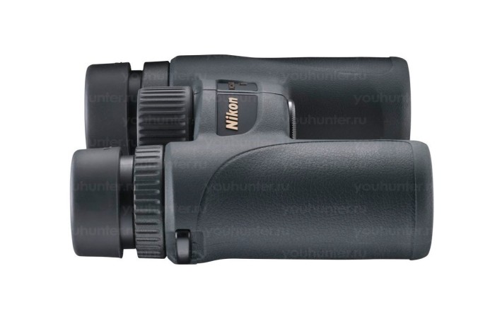 Бинокль Nikon Monarch 7 8x30 DCF WP
