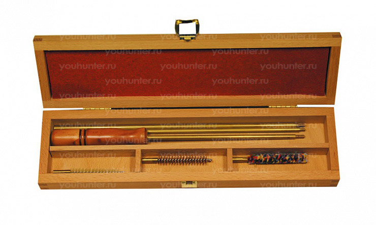 Набор для чистки в деревянной коробке калибр 8 мм