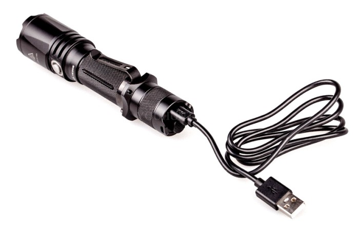 Фонарь Fenix TK20R